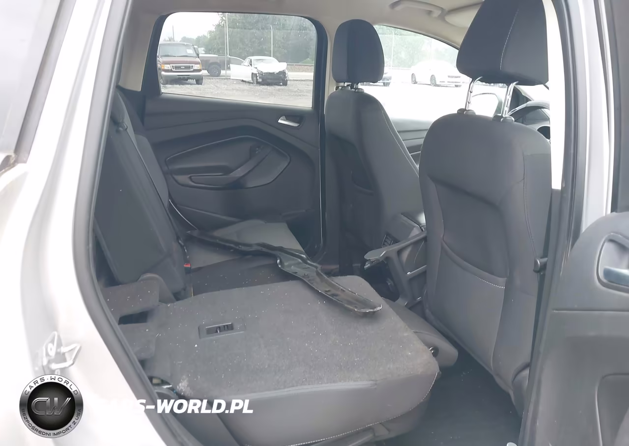 2017 Ford Escape Se VIN:1FMCU0G95HUD66963 - 8