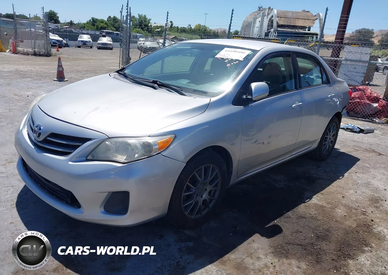 2013 Toyota Corolla Le VIN:5YFBU4EE8DP128149 - 2