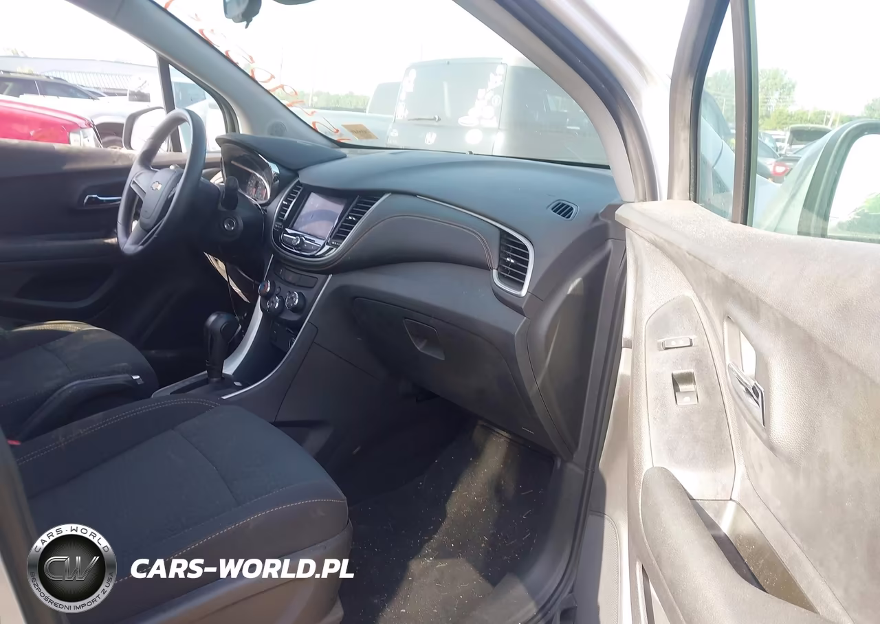 2020 Chevrolet Trax Fwd Ls VIN:3GNCJKSB5LL202190 - 5
