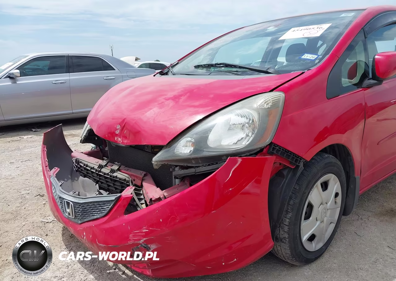 2012 Honda Fit VIN:JHMGE8H3XCC021128 - 6