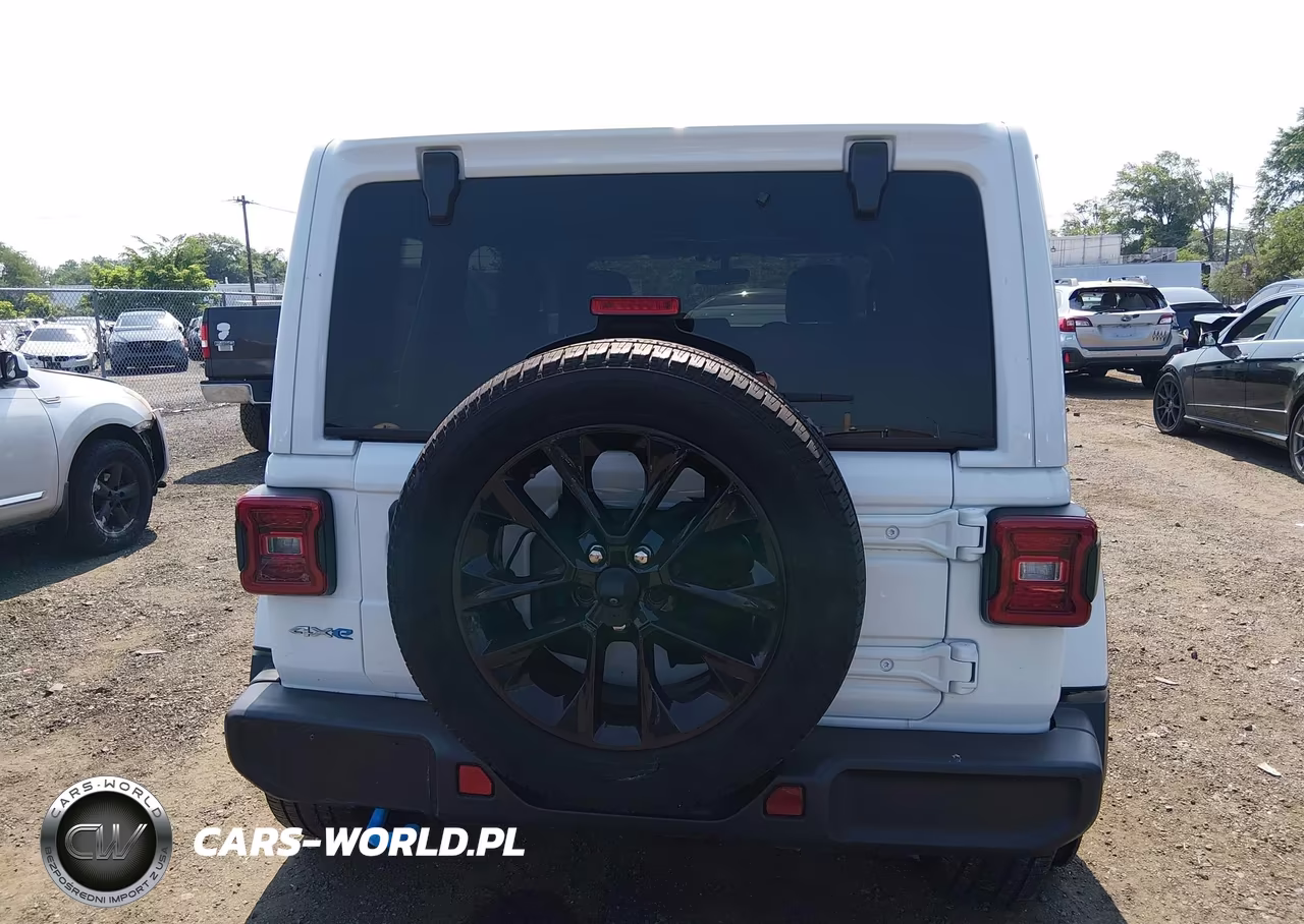2023 Jeep Wrangler 4Xe Sahara 4X4 VIN:1C4JJXP61PW557155 - 16