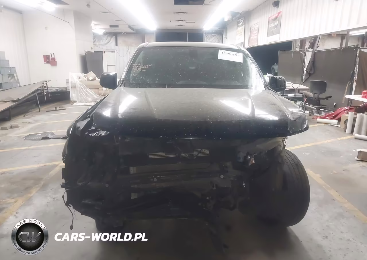 2018 Chevrolet Colorado Z71 VIN:1GCGSDEN6J1131420 - 13