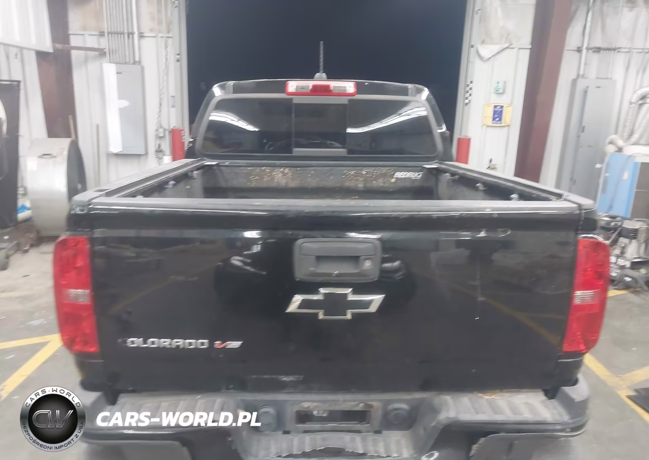 2018 Chevrolet Colorado Z71 VIN:1GCGSDEN6J1131420 - 17