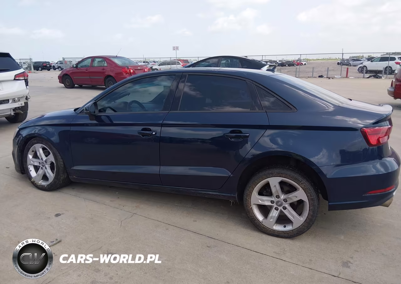 2018 Audi A3 VIN:WAUAUGFF4J1040250 - 14