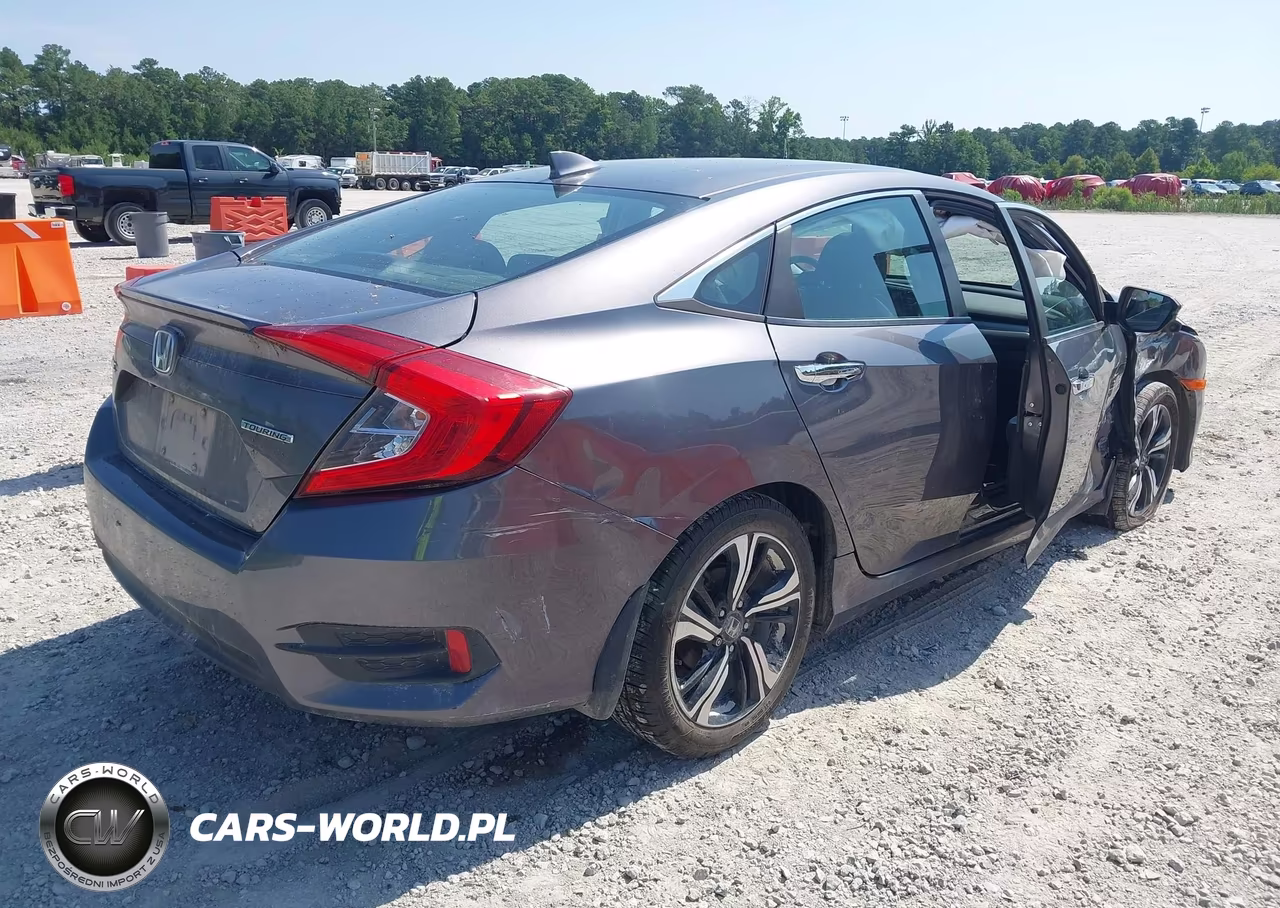 2016 Honda Civic Touring VIN:19XFC1F94GE008262 - 4