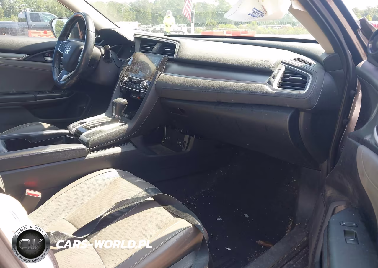 2016 Honda Civic Touring VIN:19XFC1F94GE008262 - 5