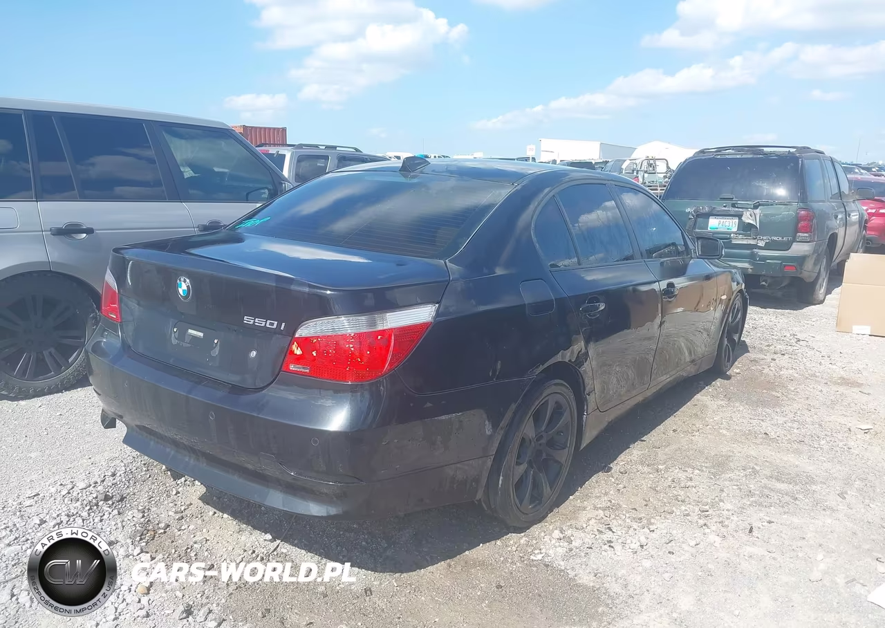 2007 BMW 550I VIN:WBANB53587CP05977 - 4