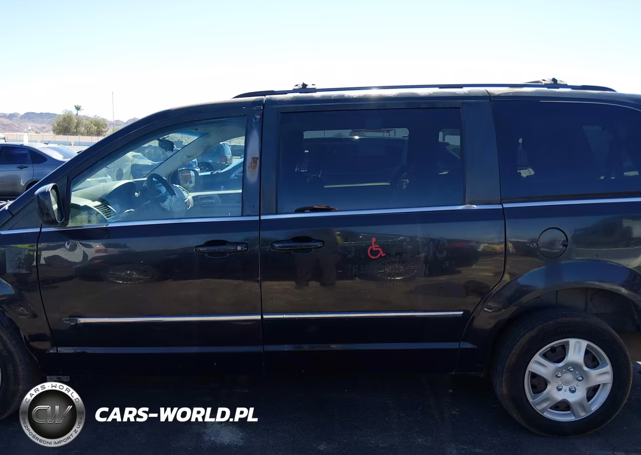 2010 Chrysler Town & Country Touring VIN:2A4RR5D19AR266986 - 14