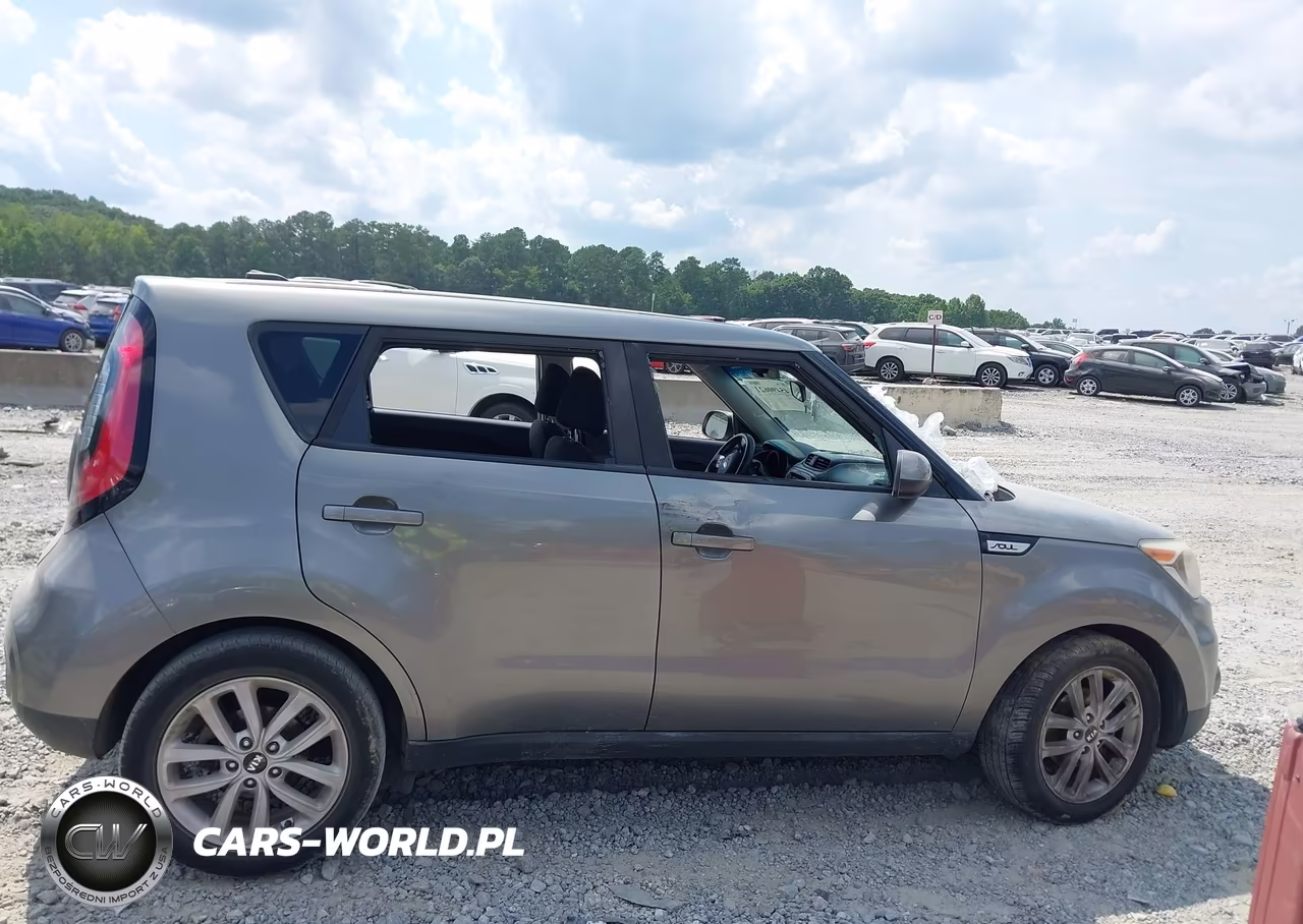 2018 Kia Soul + VIN:KNDJP3A58J7518877 - 12