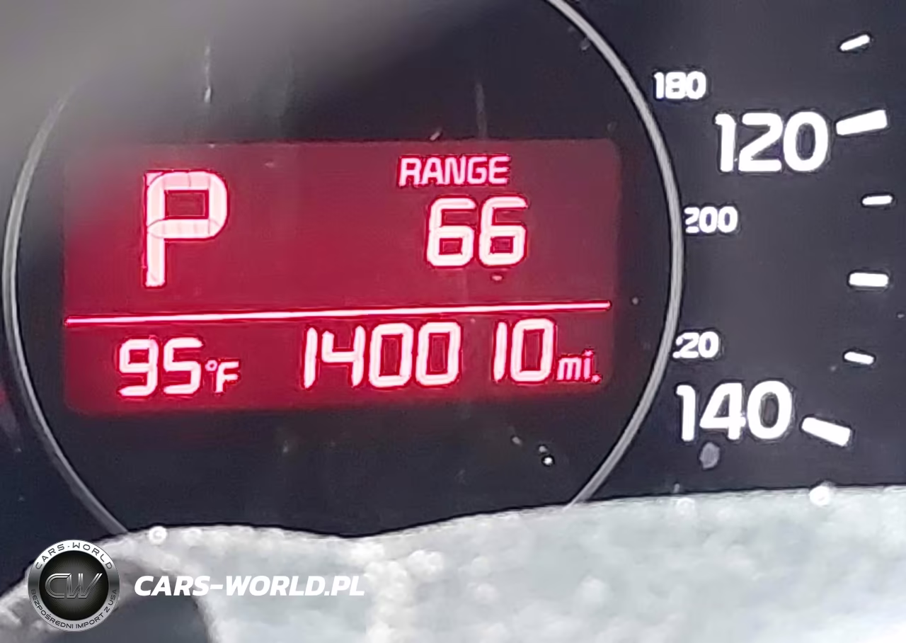 2018 Kia Soul + VIN:KNDJP3A58J7518877 - 14