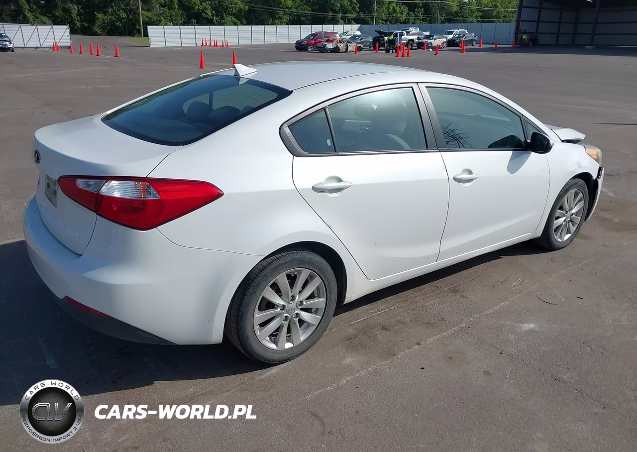 2016 Kia Forte Lx VIN:KNAFX4A61G5470645 - 4