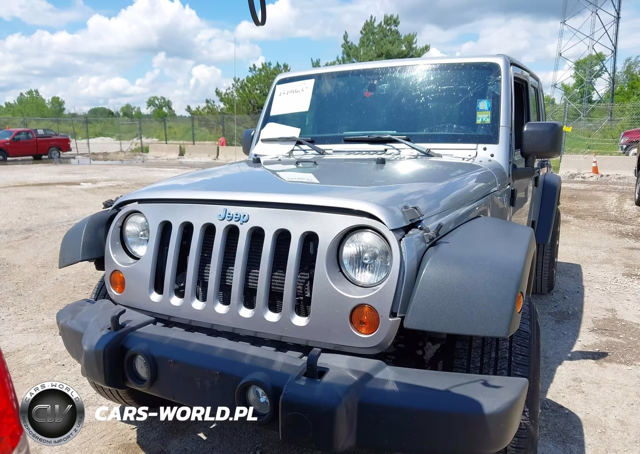 2013 Jeep Wrangler Unlimited Sport VIN:1C4BJWDG0DL631156 - 12