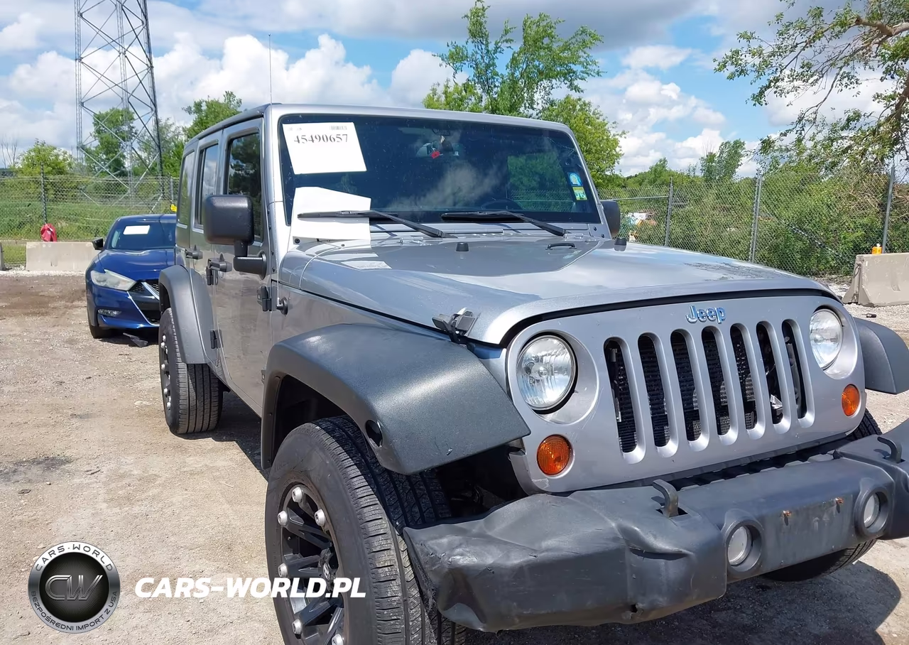 2013 Jeep Wrangler Unlimited Sport VIN:1C4BJWDG0DL631156 - 6