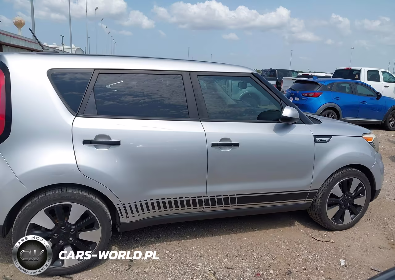 2019 Kia Soul + VIN:KNDJP3A57K7638378 - 13