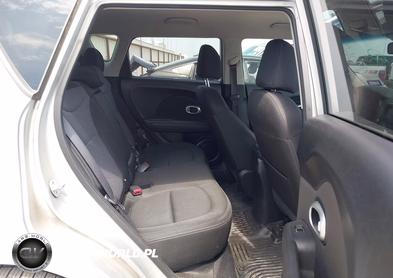 2019 Kia Soul + VIN:KNDJP3A57K7638378 - 8