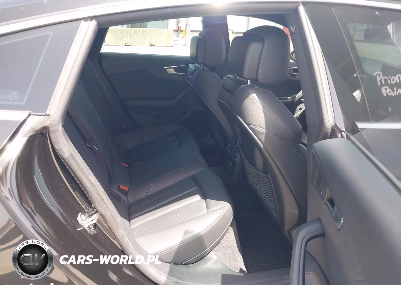 2018 Audi A5 2.0T Premium VIN:WAUENCF55JA084384 - 8