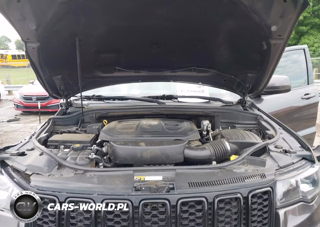 2018 Jeep Grand Cherokee Altitude 4X2 VIN:1C4RJEAG9JC208410 - 10