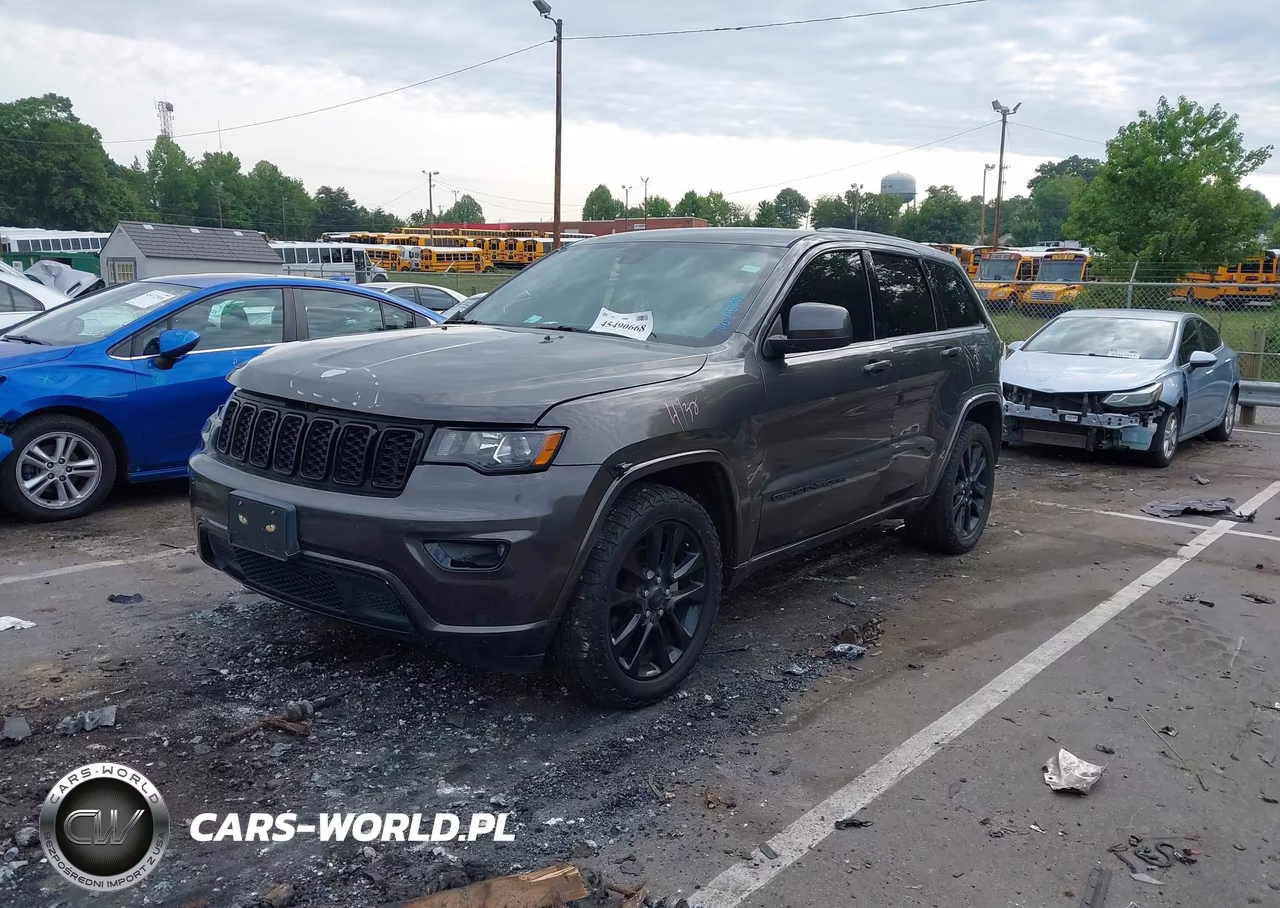 2018 Jeep Grand Cherokee Altitude 4X2 VIN:1C4RJEAG9JC208410 - 2