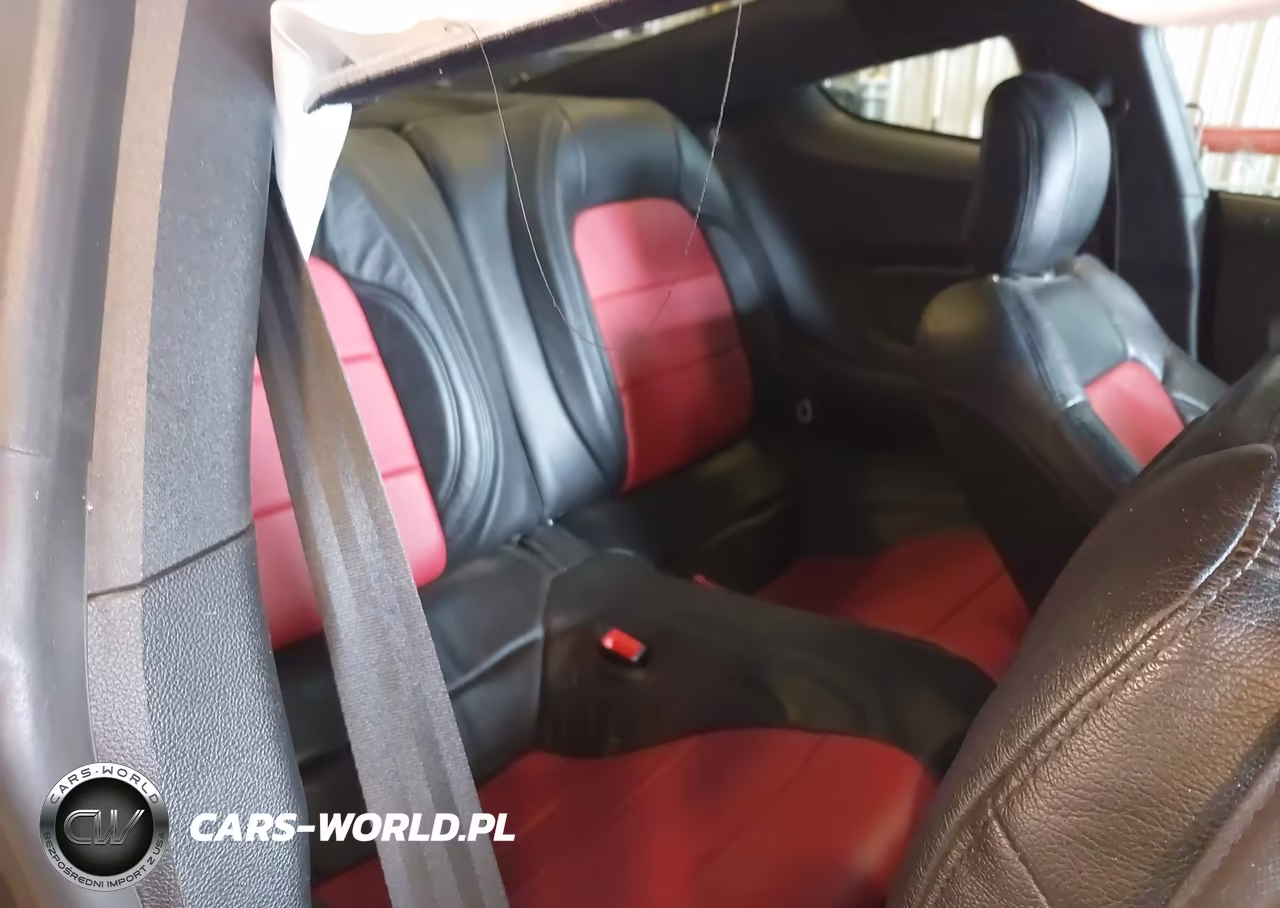 2018 Ford Mustang Ecoboost VIN:1FA6P8TH2J5180002 - 8