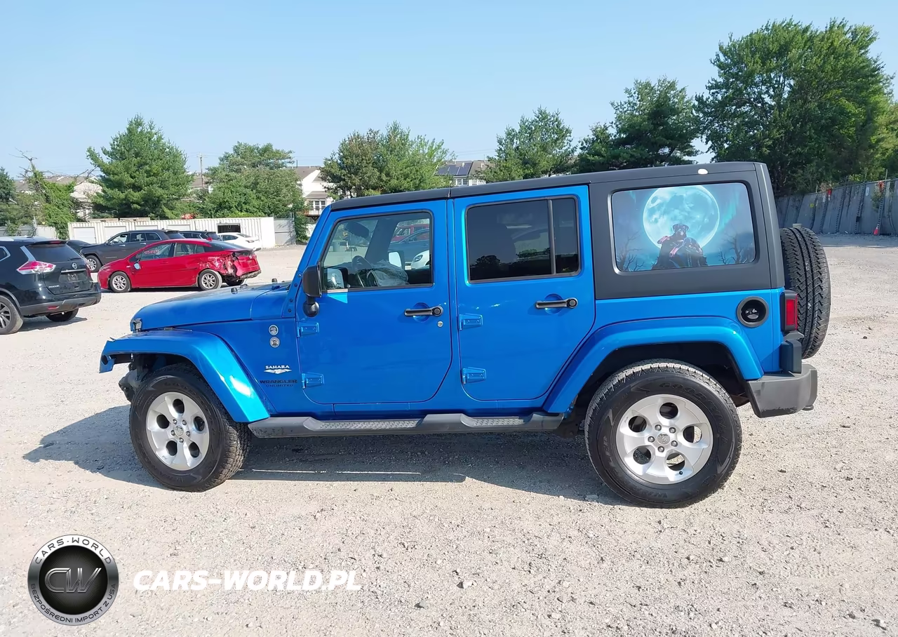 2015 Jeep Wrangler Unlimited Sahara VIN:1C4BJWEG1FL678620 - 14