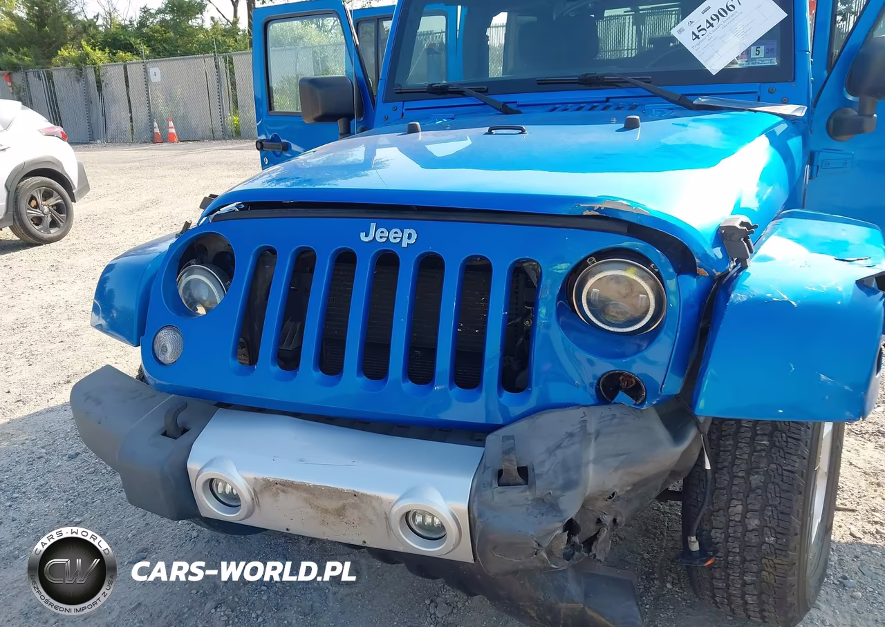 2015 Jeep Wrangler Unlimited Sahara VIN:1C4BJWEG1FL678620 - 6