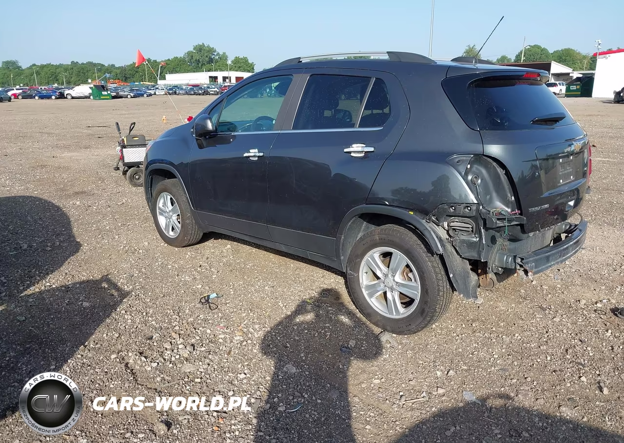 2018 Chevrolet Trax Lt VIN:KL7CJPSB2JB604007 - 3