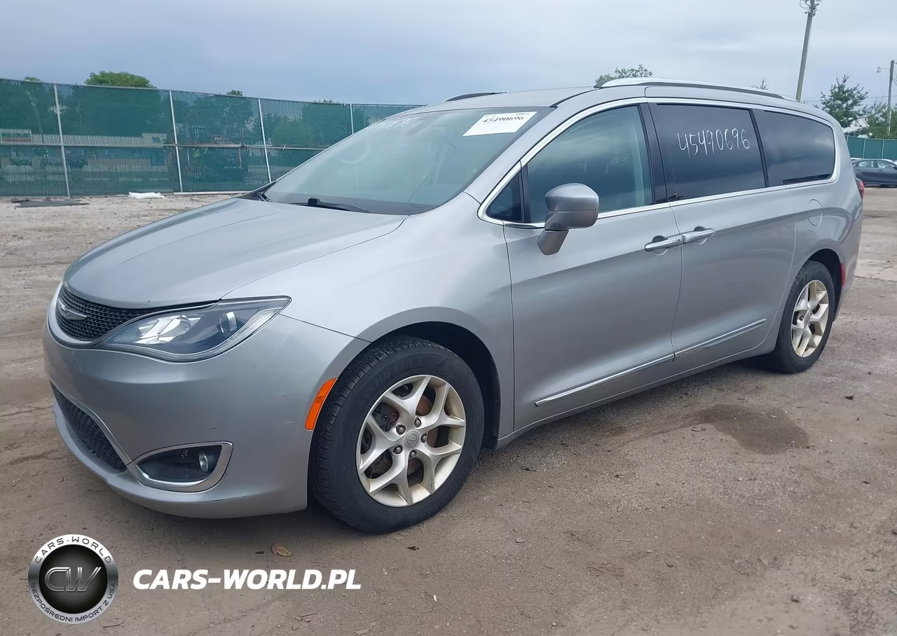 2017 Chrysler Pacifica Touring-L Plus VIN:2C4RC1EG1HR543630 - 2