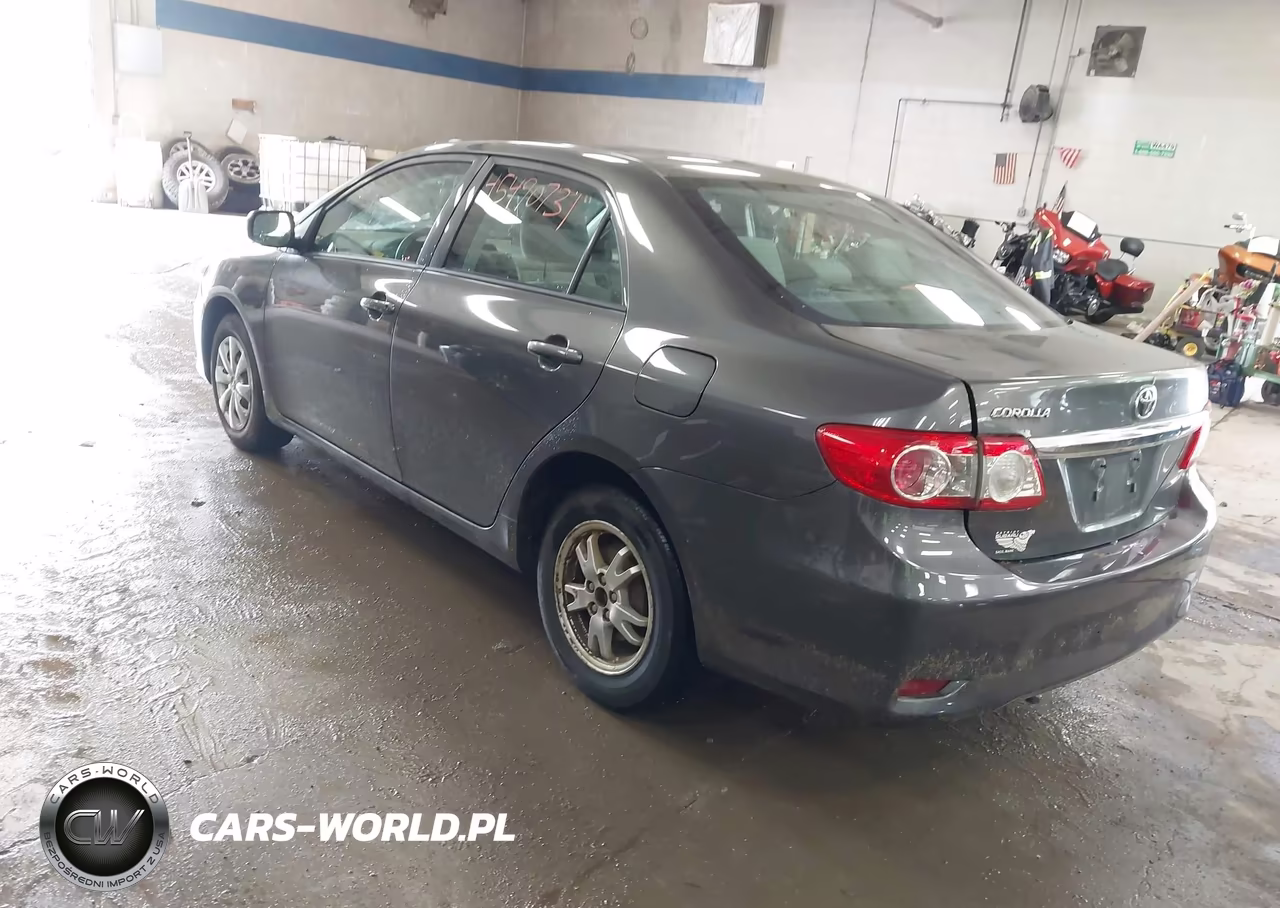 2013 Toyota Corolla L VIN:2T1BU4EE9DC992594 - 3