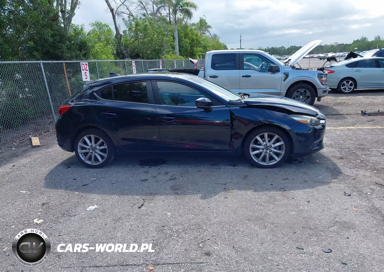2017 Mazda Mazda3 Grand Touring VIN:3MZBN1M31HM133568 - 13