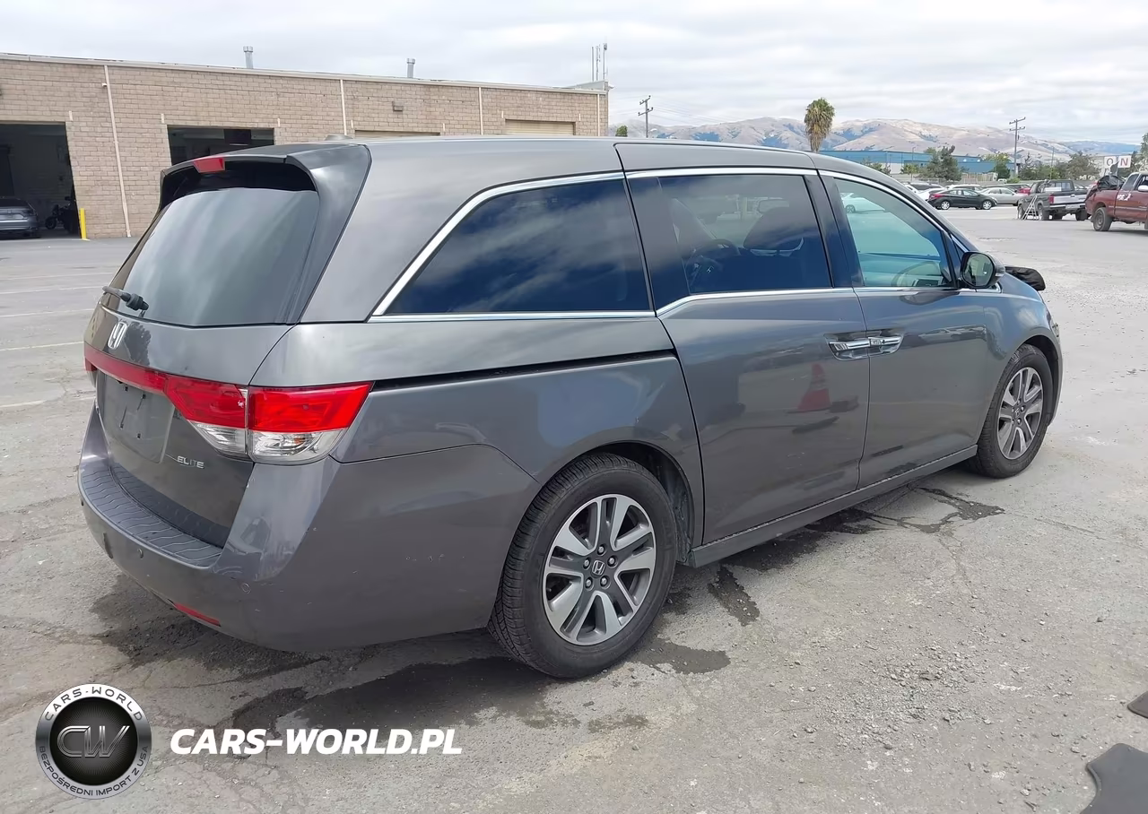 2016 Honda Odyssey Touring-Touring Elite VIN:5FNRL5H92GB118996 - 4