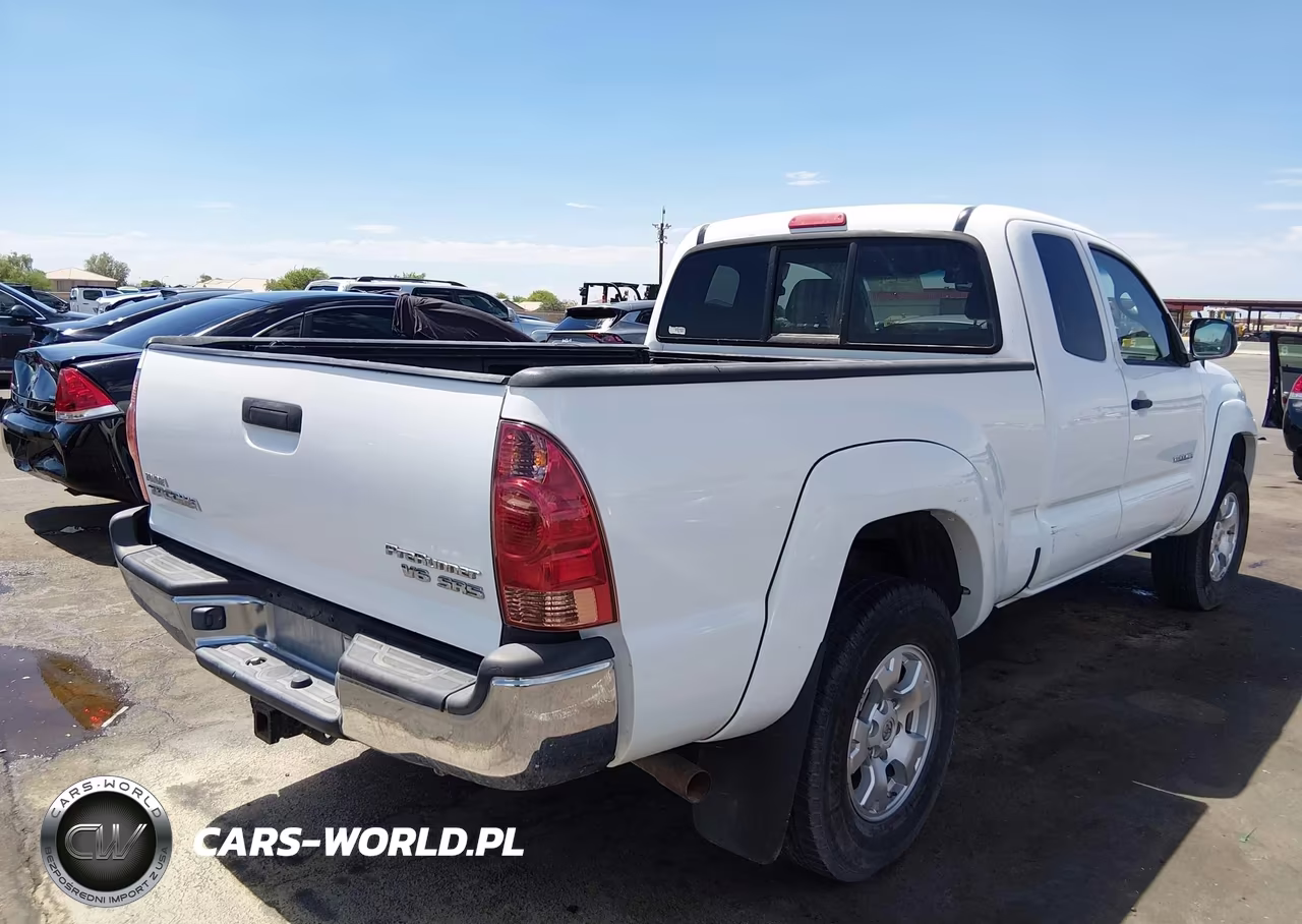 2007 Toyota Tacoma Prerunner V6 VIN:5TETU62N97Z366398 - 4
