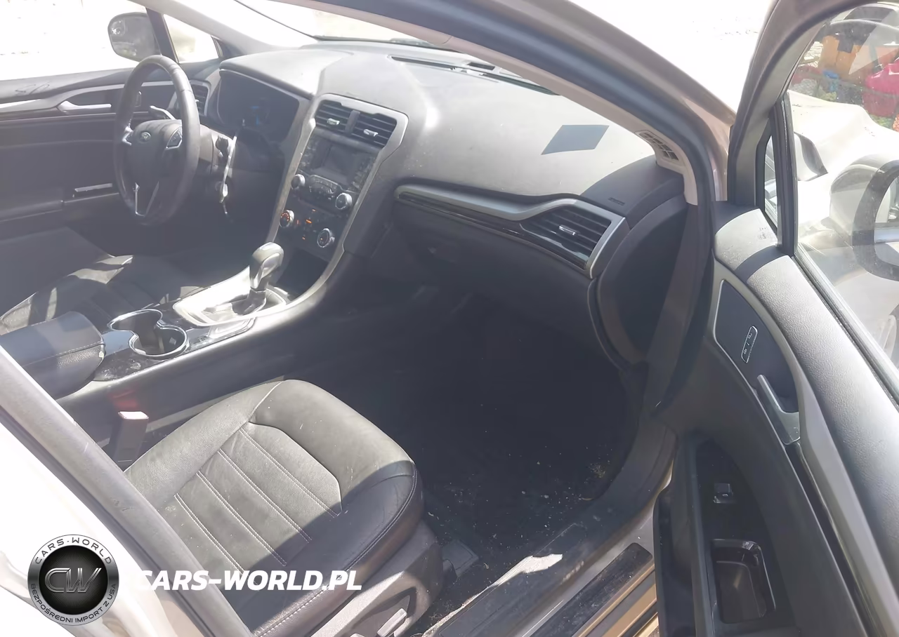 2015 Ford Fusion Se VIN:3FA6P0HD7FR116615 - 5