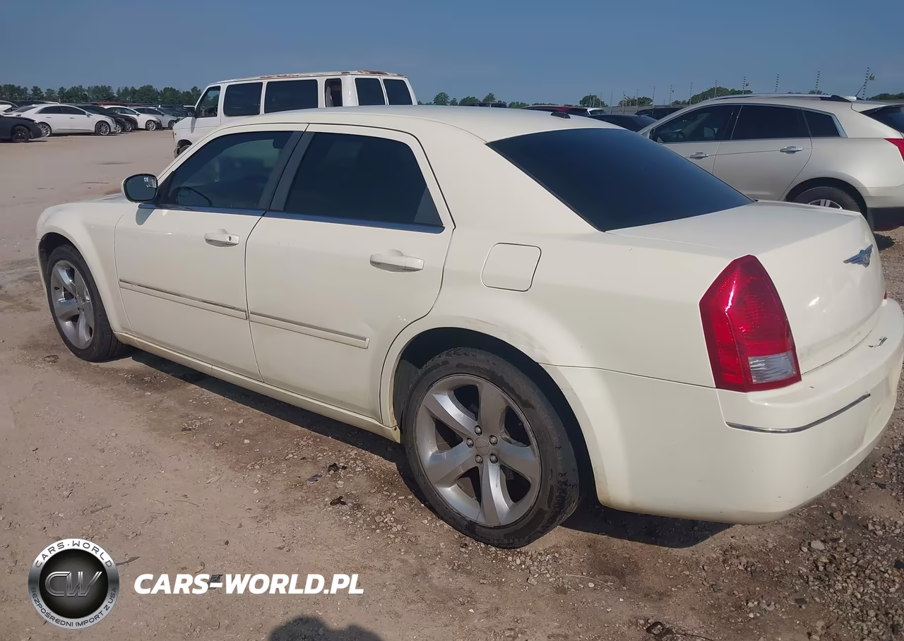 2007 Chrysler 300 Touring VIN:2C3KA53G97H835455 - 3