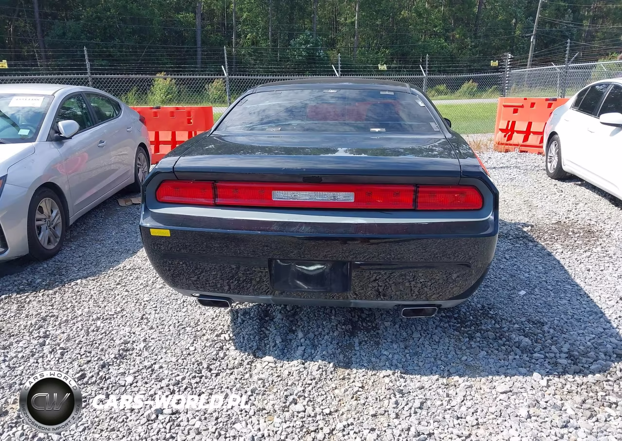 2012 Dodge Challenger Sxt VIN:2C3CDYAG5CH235655 - 17