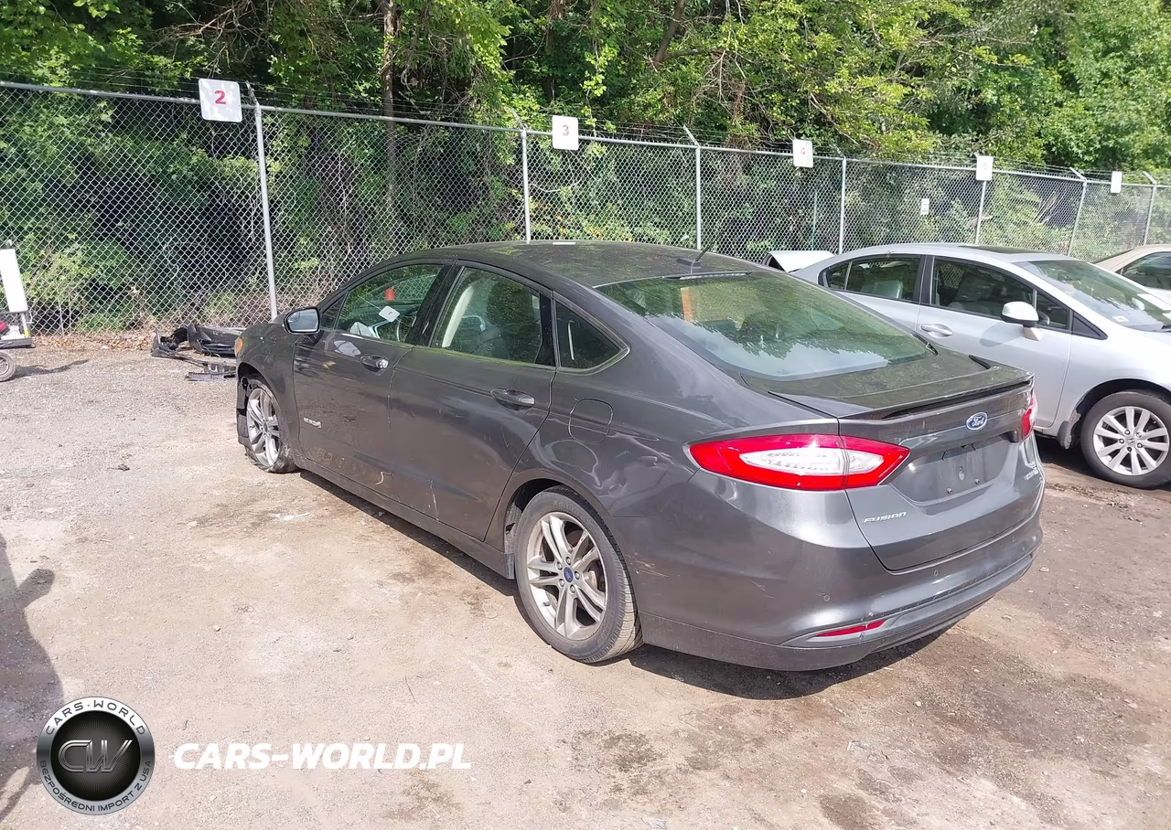 2015 Ford Fusion Hybrid Se VIN:3FA6P0LU8FR215662 - 3