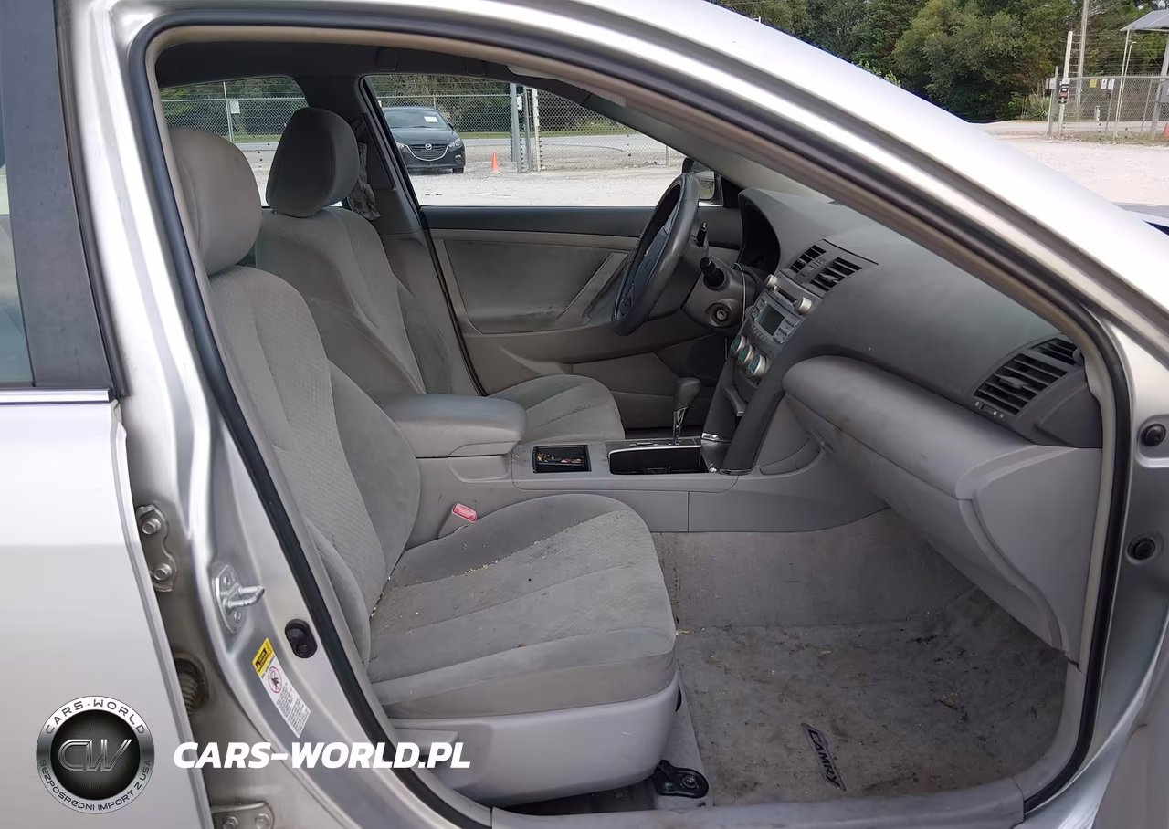 2009 Toyota Camry Le VIN:4T1BE46K99U321496 - 5