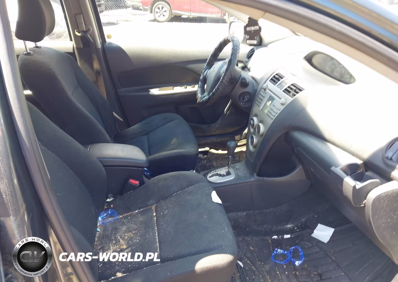 2010 Toyota Yaris VIN:JTDBT4K37A1359419 - 5