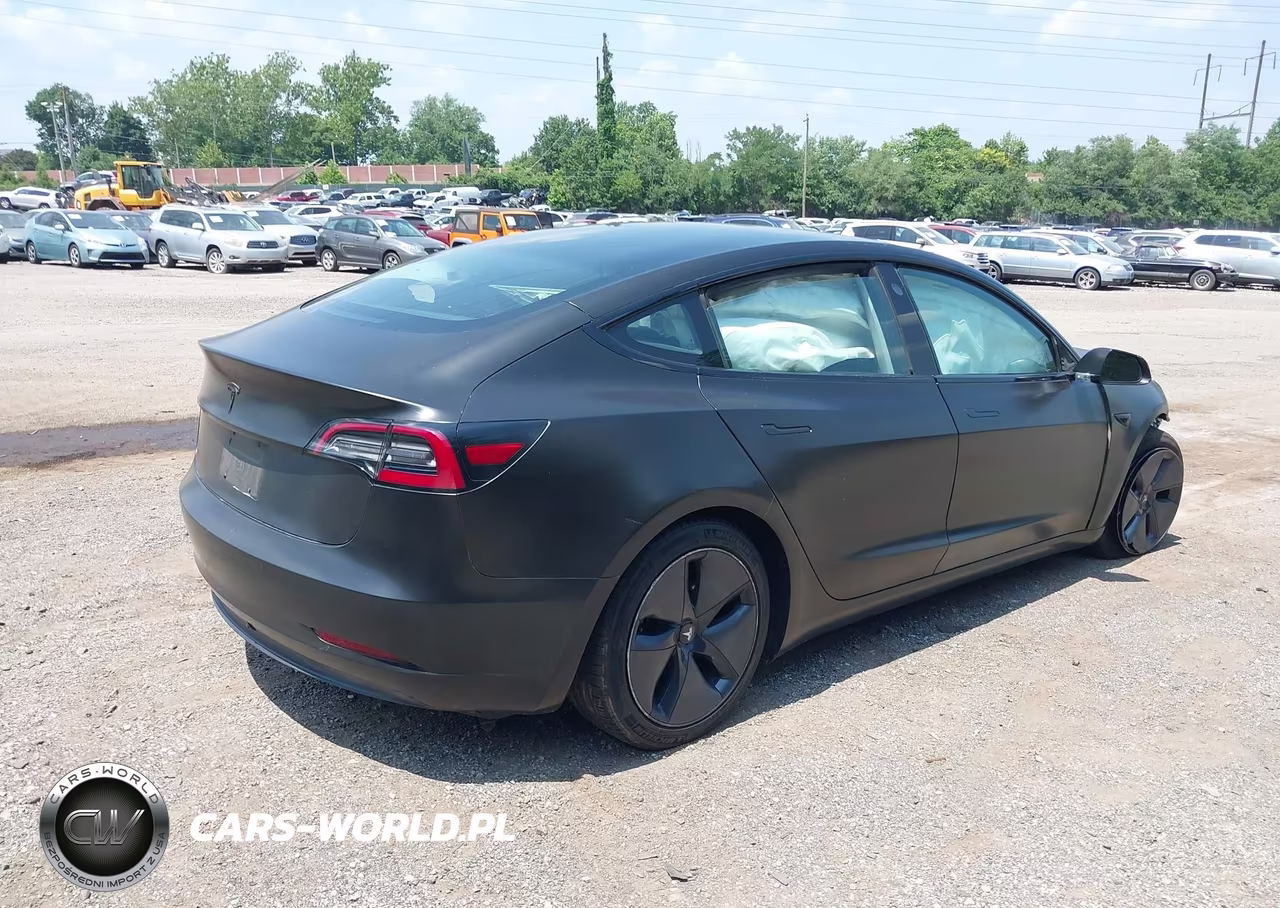 2018 Tesla Model 3 Long Range-Performance VIN:5YJ3E1EB5JF065041 - 4