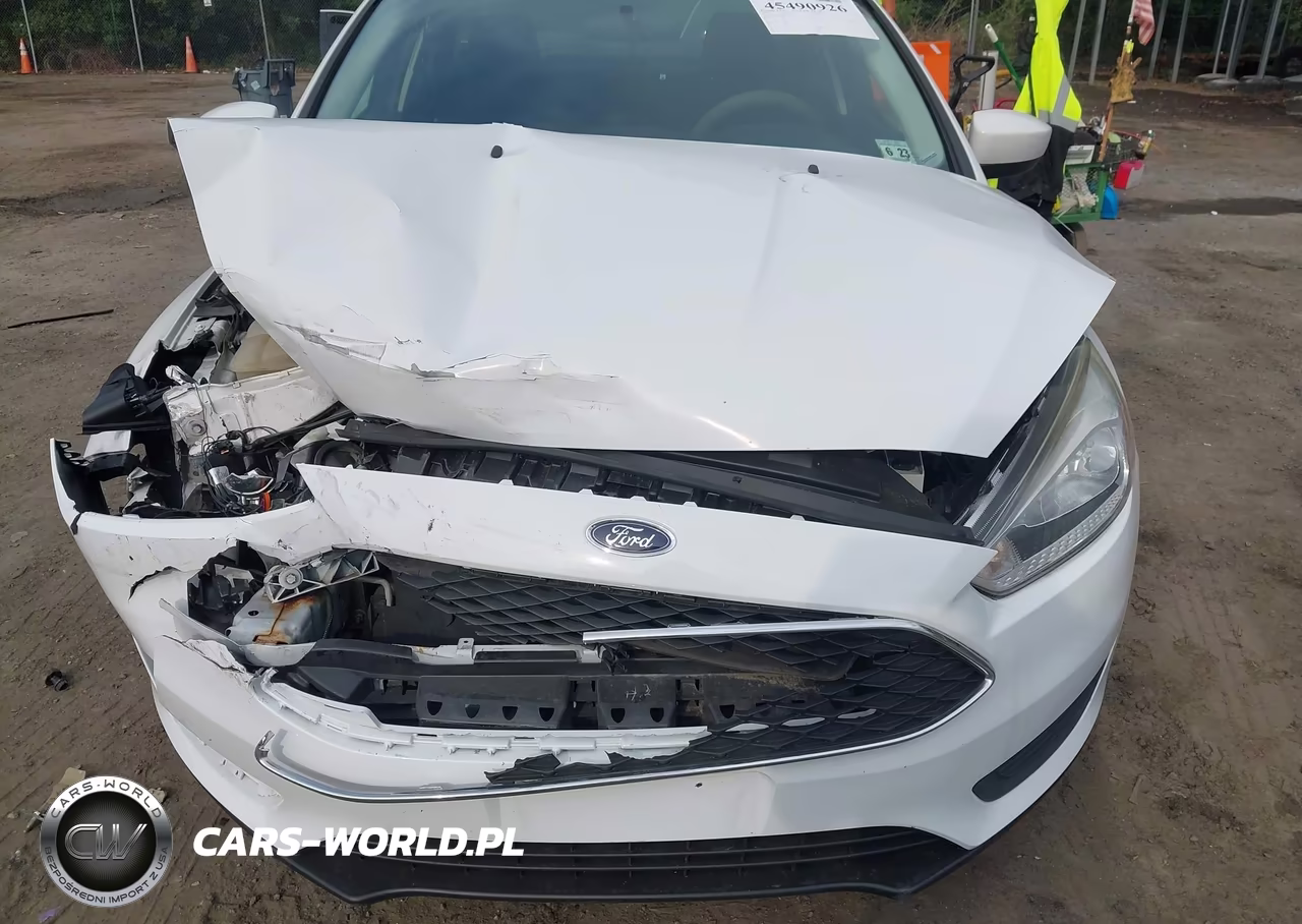 2018 Ford Focus Se VIN:1FADP3F21JL286230 - 12