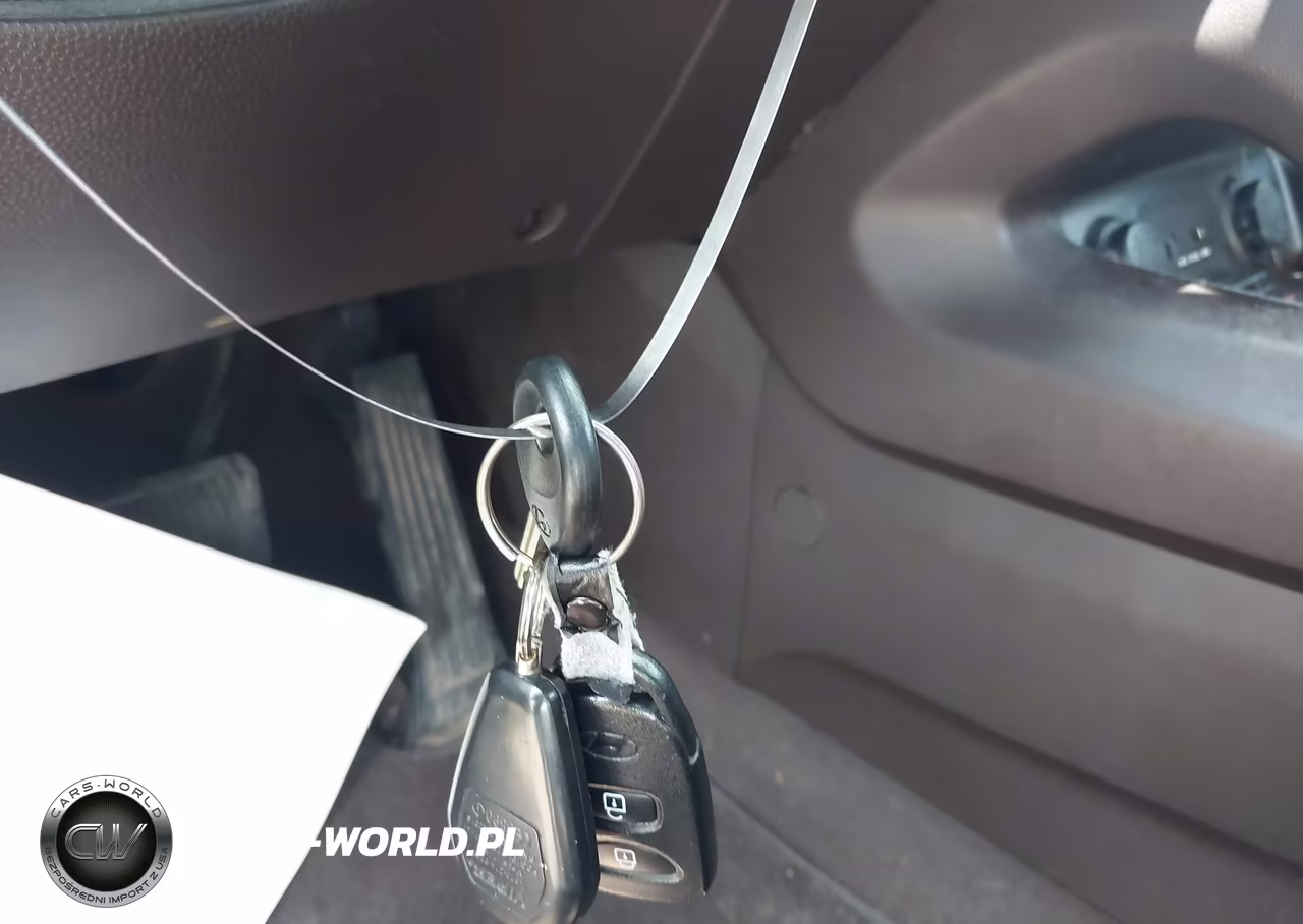 2010 Hyundai Tucson Limited VIN:KM8JUCAC8AU105474 - 11