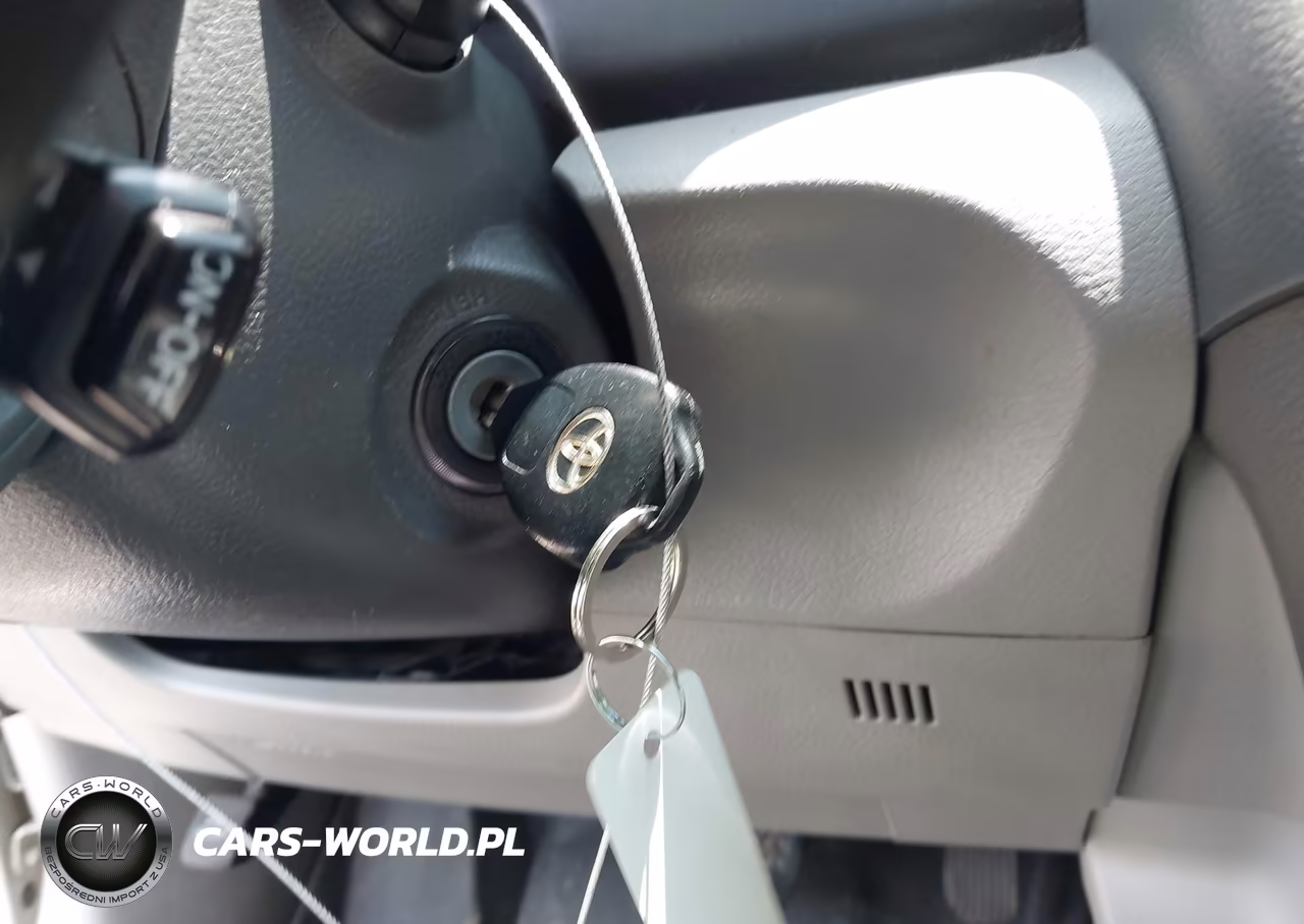 2010 Toyota Camry Le VIN:4T1BF3EK1AU015051 - 11