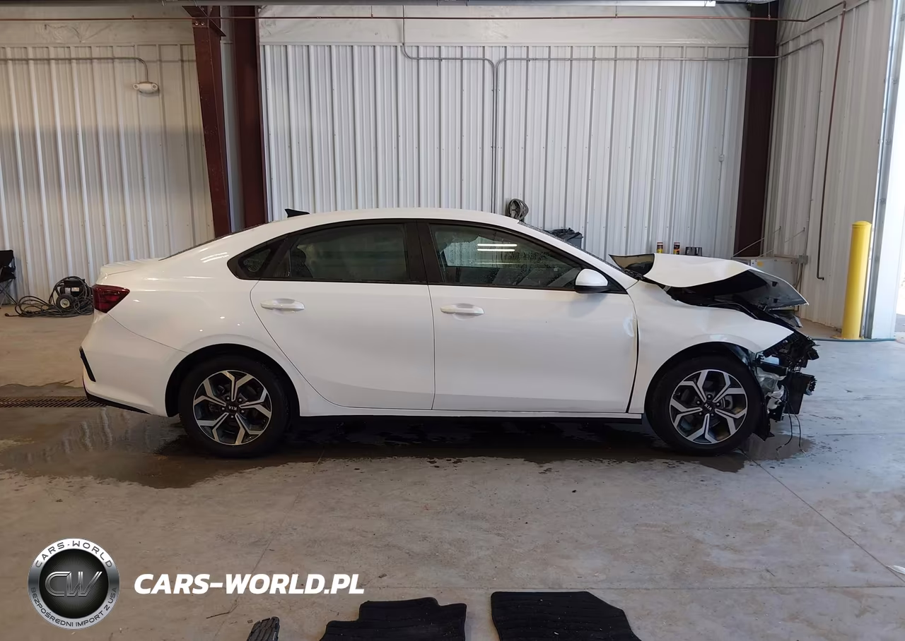 2021 Kia Forte Lxs VIN:3KPF24AD4ME355487 - 14
