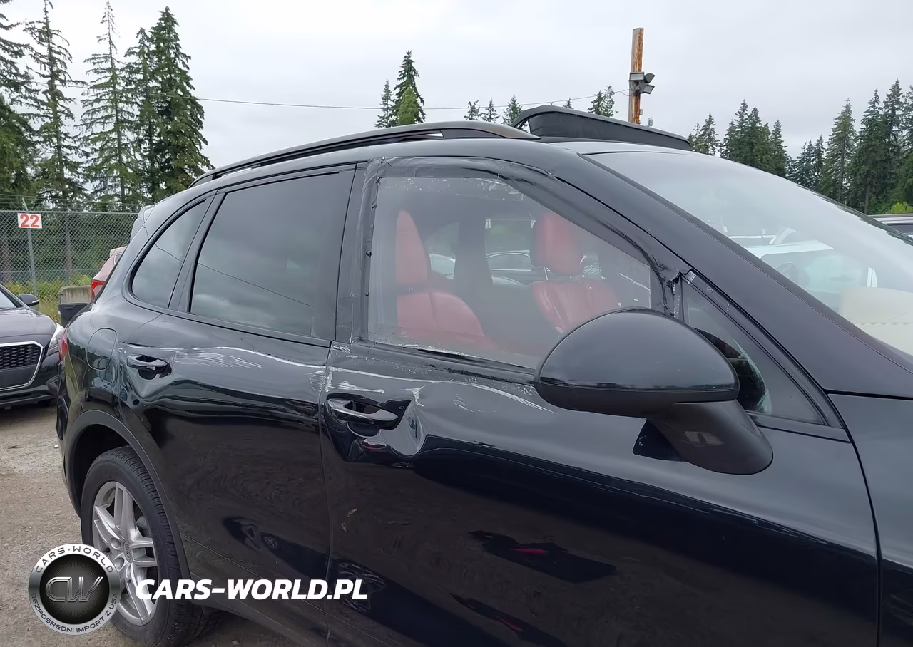 2012 Porsche Cayenne Hybrid S VIN:WP1AE2A22CLA93865 - 6