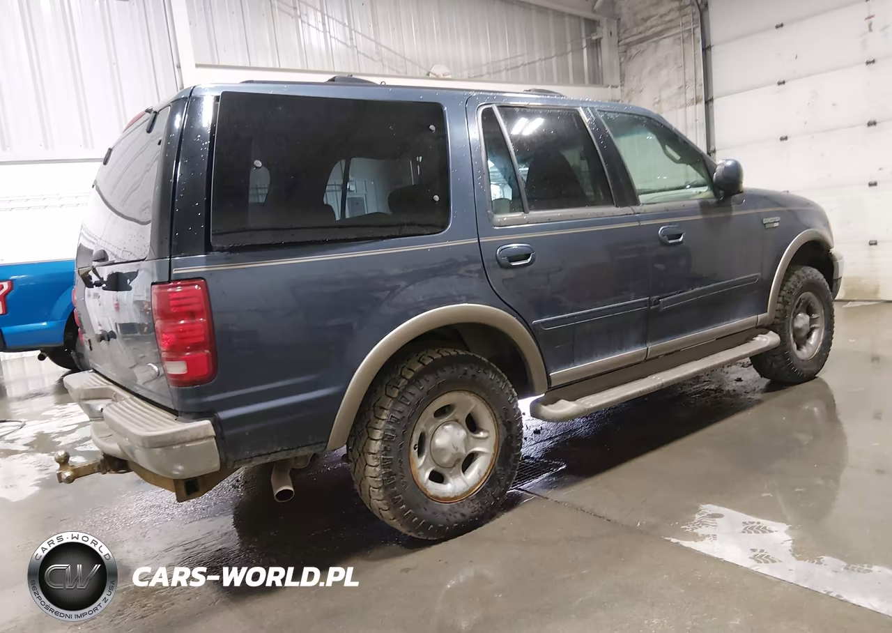 2001 Ford Expedition Eddie Bauer VIN:1FMPU18L11LB19047 - 4