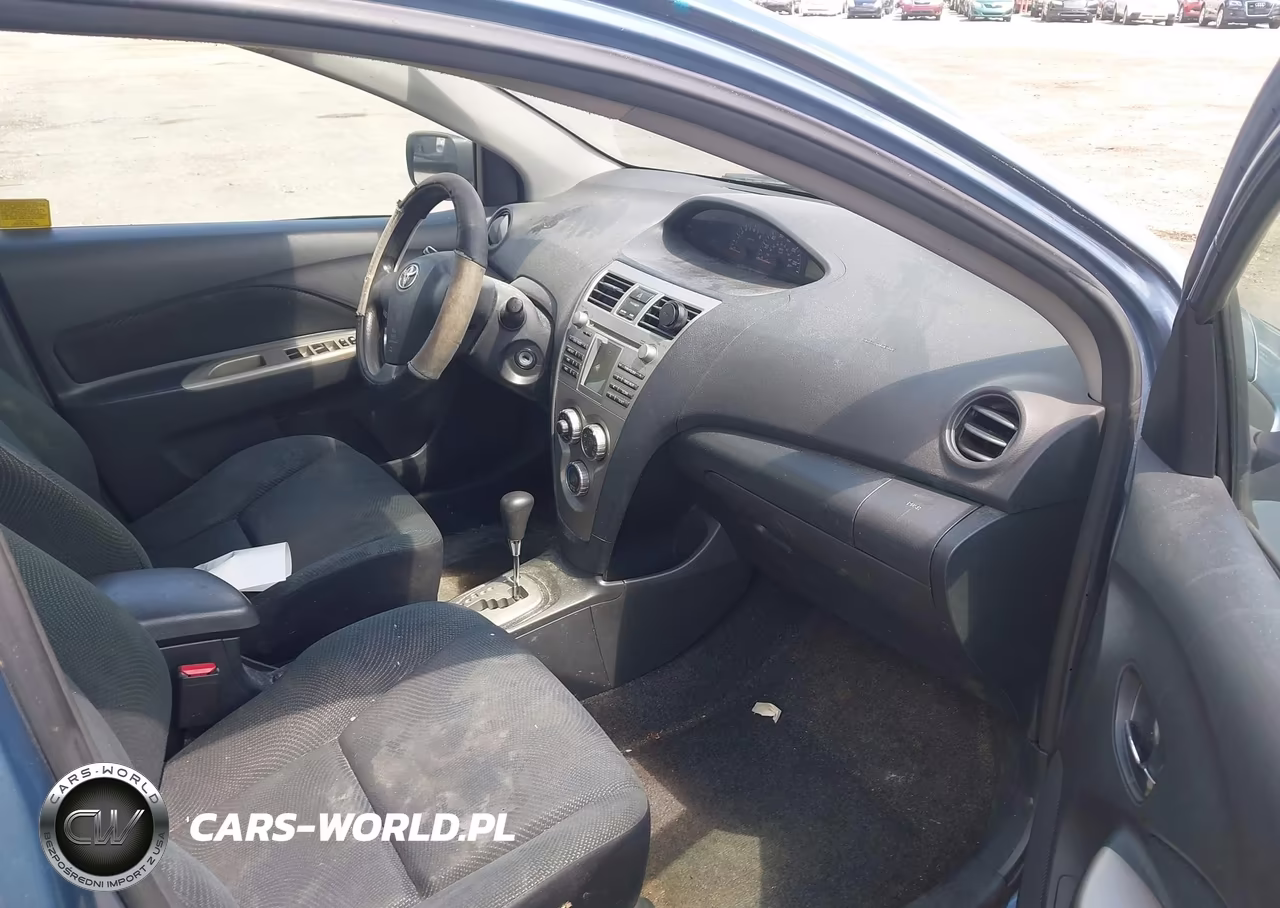 2011 Toyota Yaris VIN:JTDBT4K31BL002579 - 5