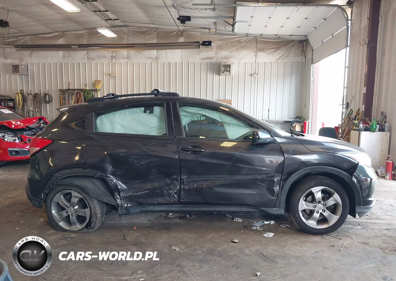 2018 Honda Hr-V Lx VIN:3CZRU6H31JG709315 - 13
