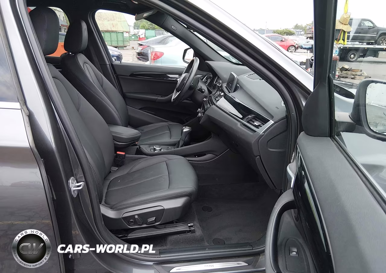 2019 BMW X1 xDrive28I VIN:WBXHT3C51K5L89257 - 5