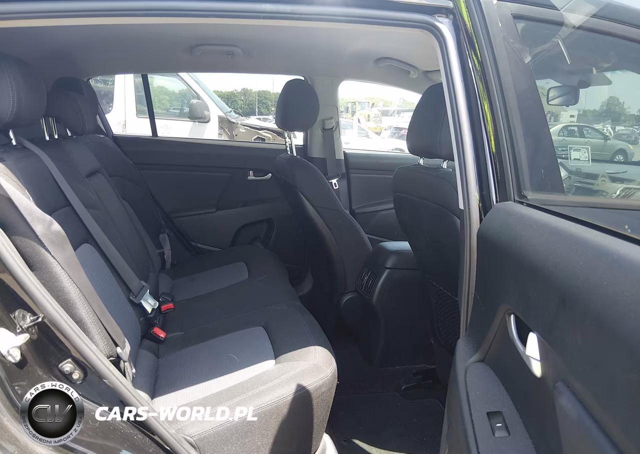 2015 Kia Sportage Lx VIN:KNDPBCAC4F7680519 - 8