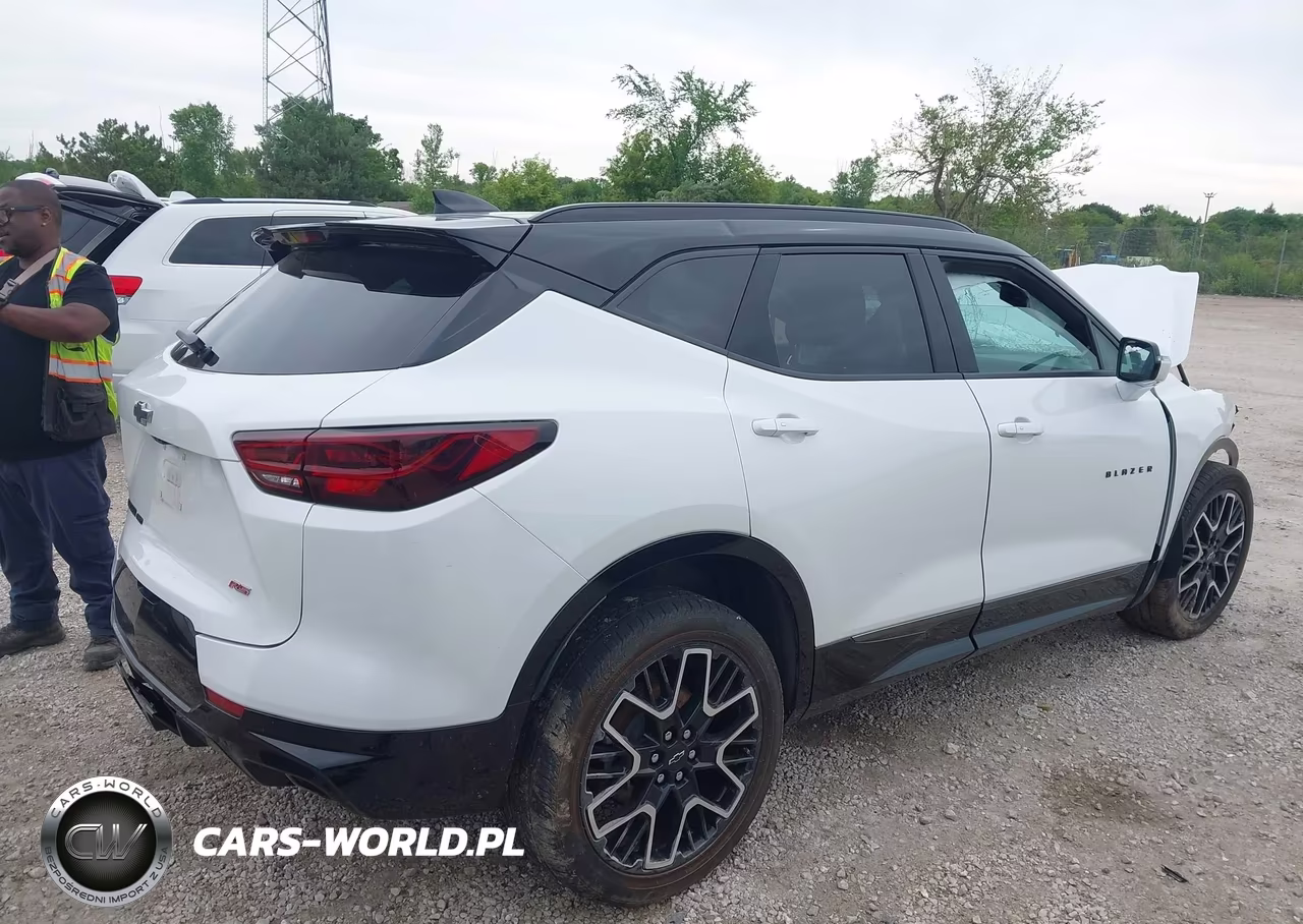 2023 Chevrolet Blazer Awd Rs VIN:3GNKBKRS6PS188360 - 4