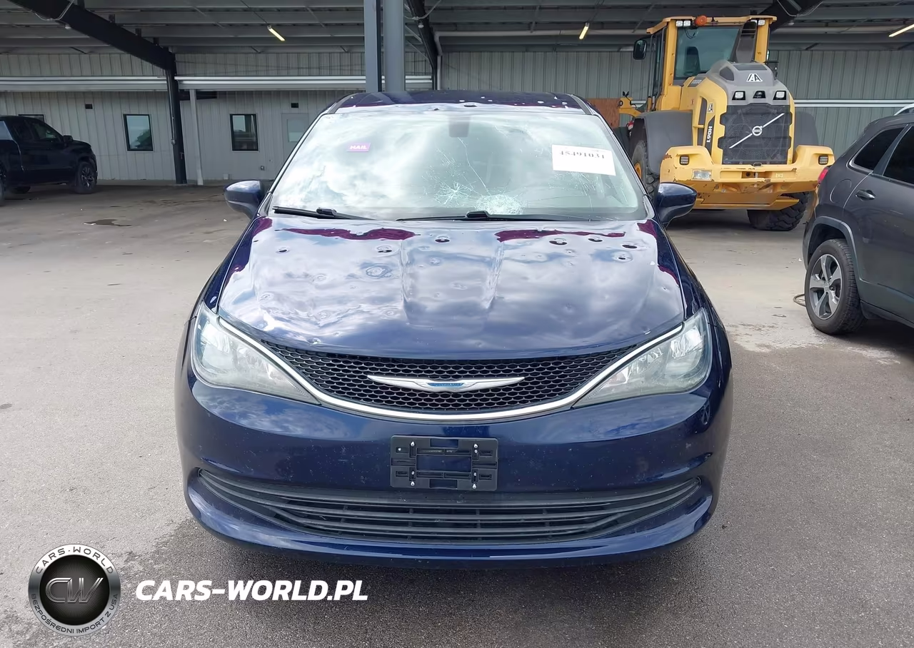 2017 Chrysler Pacifica Touring VIN:2C4RC1DG2HR578470 - 12